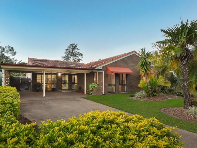 6 Amadeus Place, Aspley QLD 4034