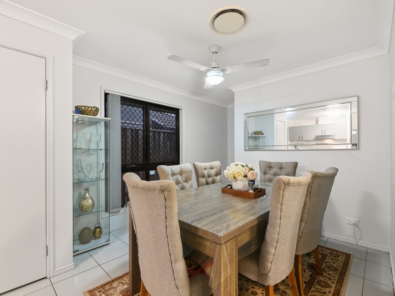 56 Merimbula Crescent, Fitzgibbon QLD 4018