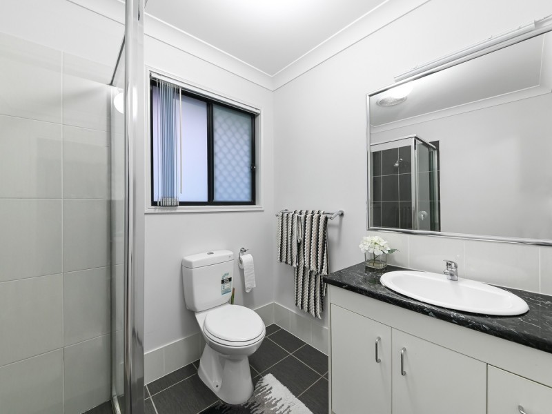56 Merimbula Crescent, Fitzgibbon QLD 4018