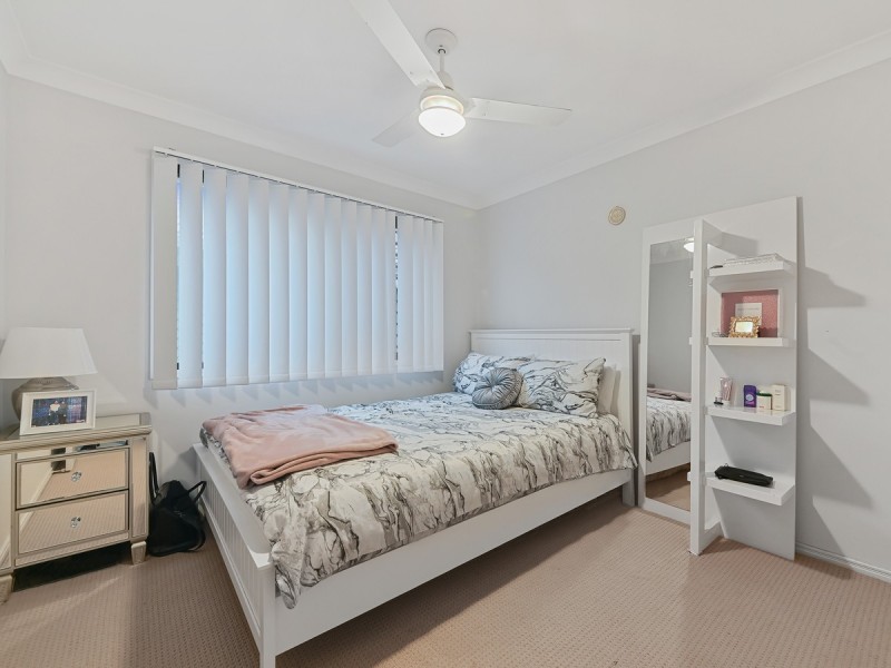 56 Merimbula Crescent, Fitzgibbon QLD 4018