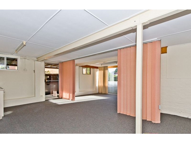 33 Montclair Street, Aspley QLD 4034