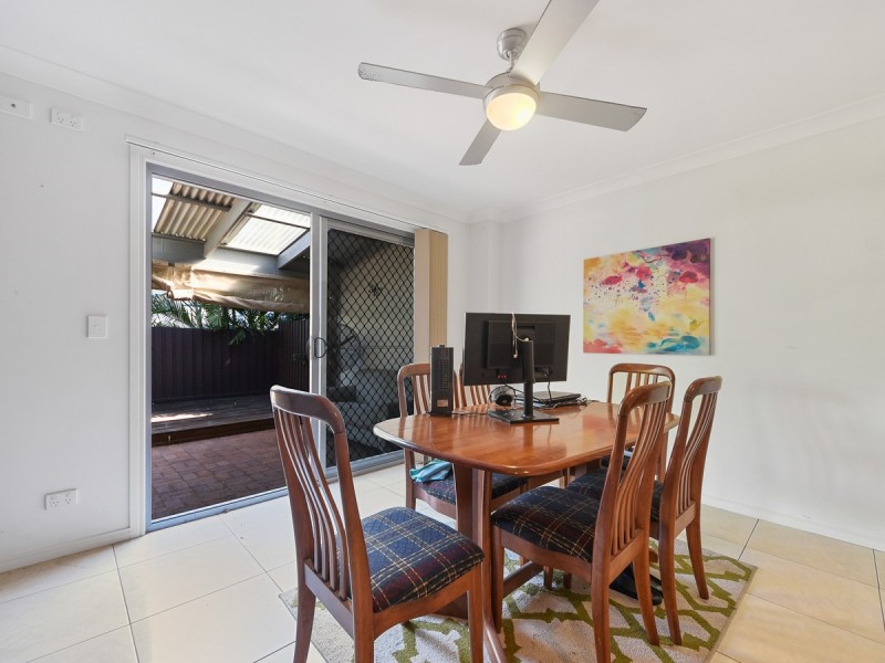 2/15 Cowan Street, Chermside QLD 4032