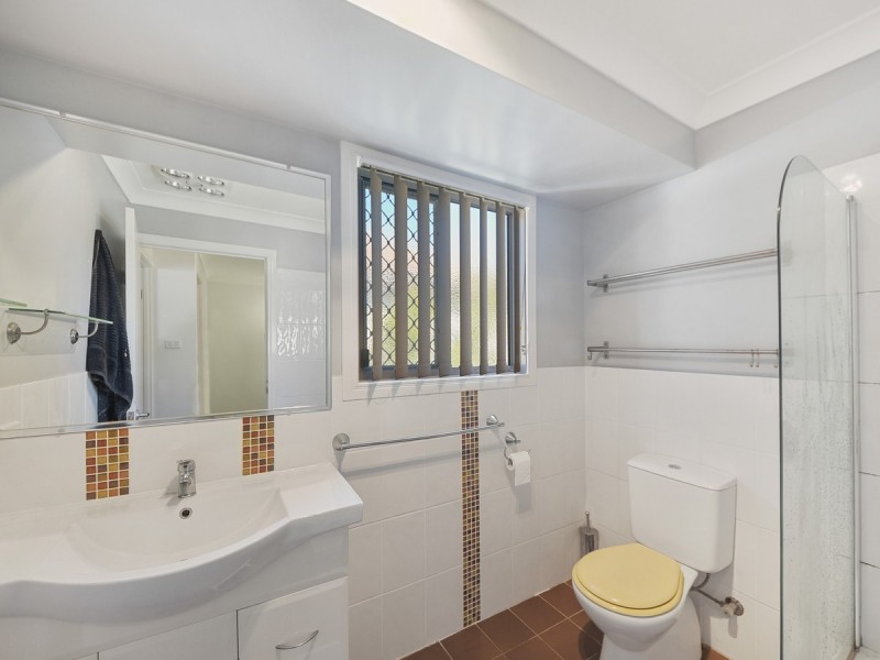 2/15 Cowan Street, Chermside QLD 4032