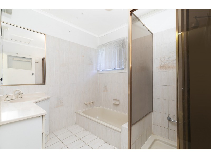 24 Binowee Street, Aspley QLD 4034