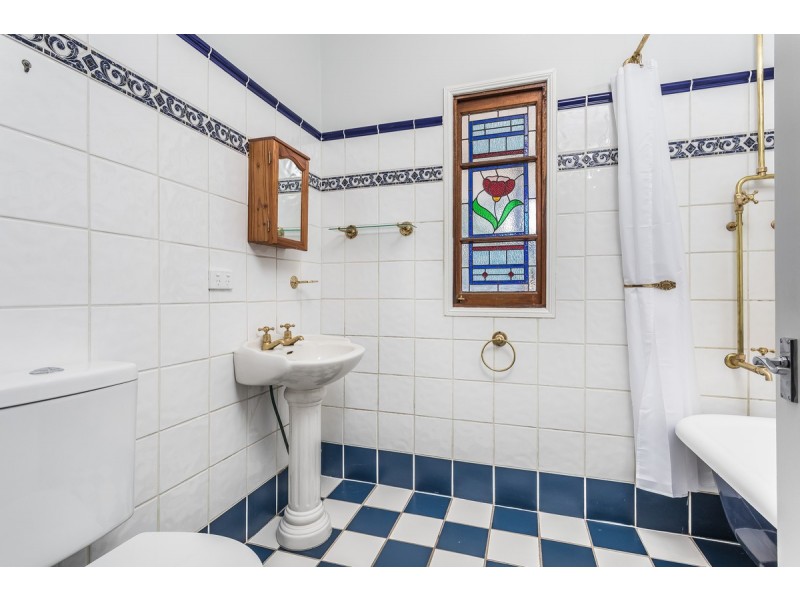 283 Hamilton Road, Chermside QLD 4032