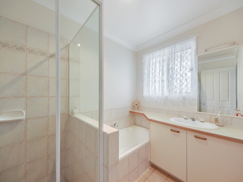 32 Cosme Place, Bridgeman Downs QLD 4035