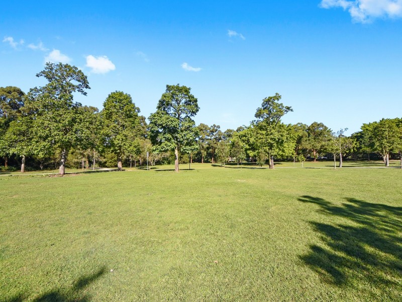 32 Cosme Place, Bridgeman Downs QLD 4035