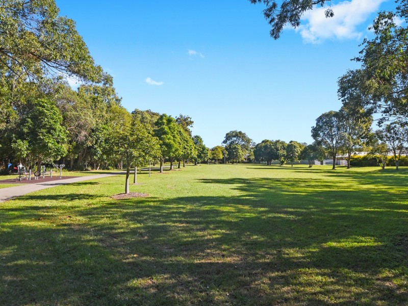 32 Cosme Place, Bridgeman Downs QLD 4035