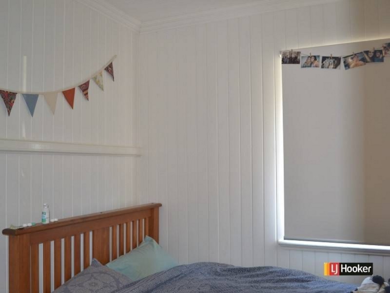 100A Hoskins Street, Sandgate QLD 4017