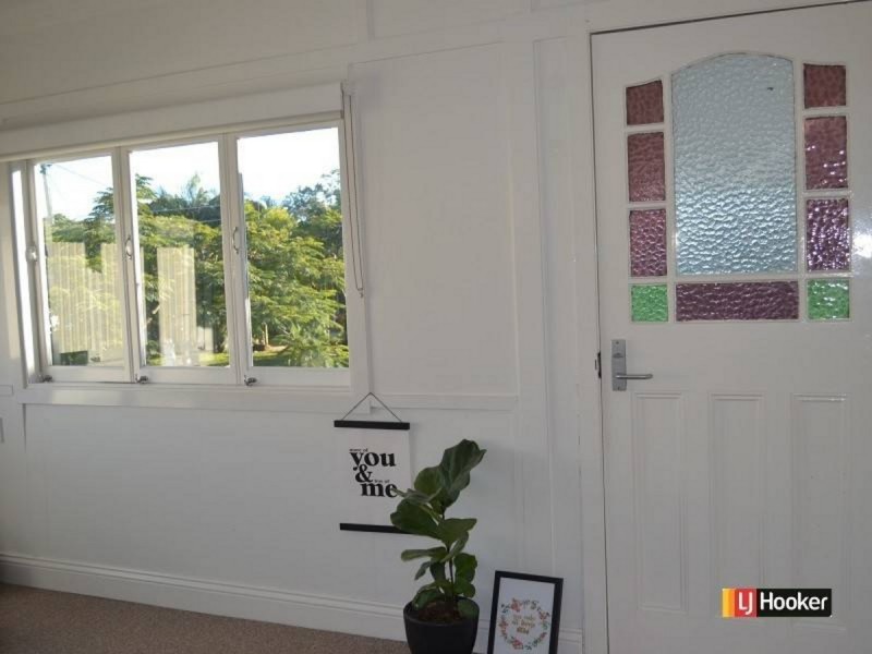 100A Hoskins Street, Sandgate QLD 4017