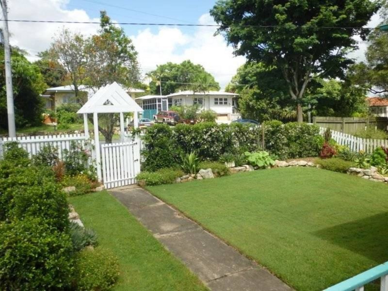 203 Hamilton Road, Wavell Heights QLD 4012