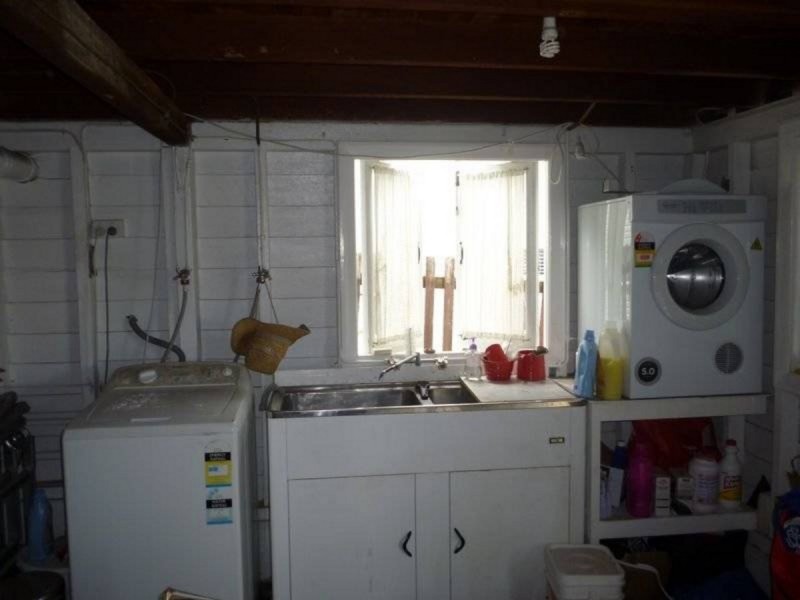 203 Hamilton Road, Wavell Heights QLD 4012