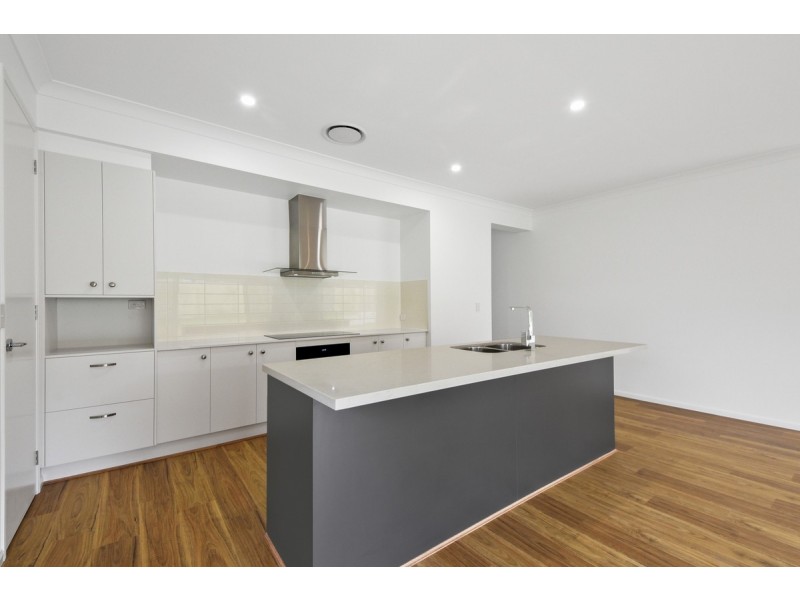 15 Pacific Street, Chermside West QLD 4032