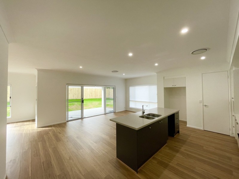 15 Pacific Street, Chermside West QLD 4032