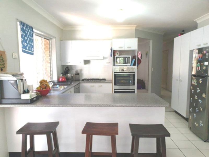 3 Parkview Place, Bridgeman Downs QLD 4035