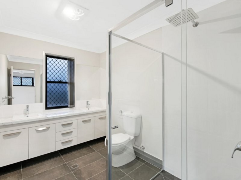 37 Brockman Drive, Upper Kedron QLD 4055