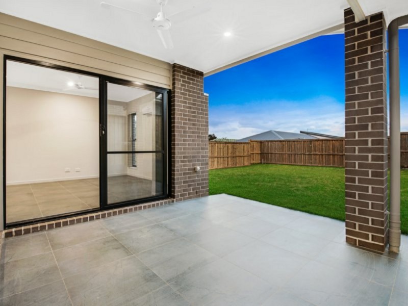 37 Brockman Drive, Upper Kedron QLD 4055