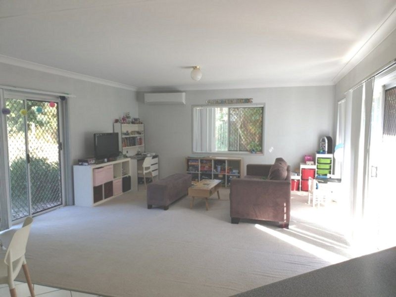 3 Parkview Place, Bridgeman Downs QLD 4035