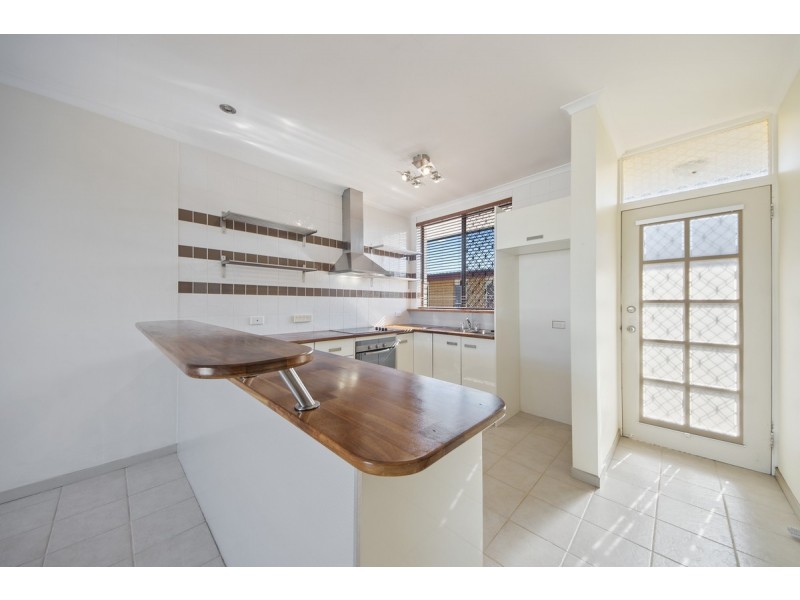 2/195 Webster Road, Stafford QLD 4053