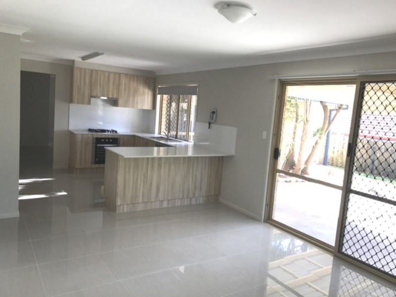 18 Chowchilla Street, Albany Creek QLD 4035