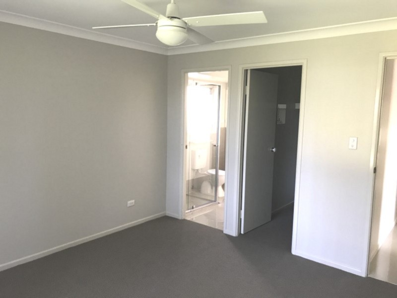 18 Chowchilla Street, Albany Creek QLD 4035