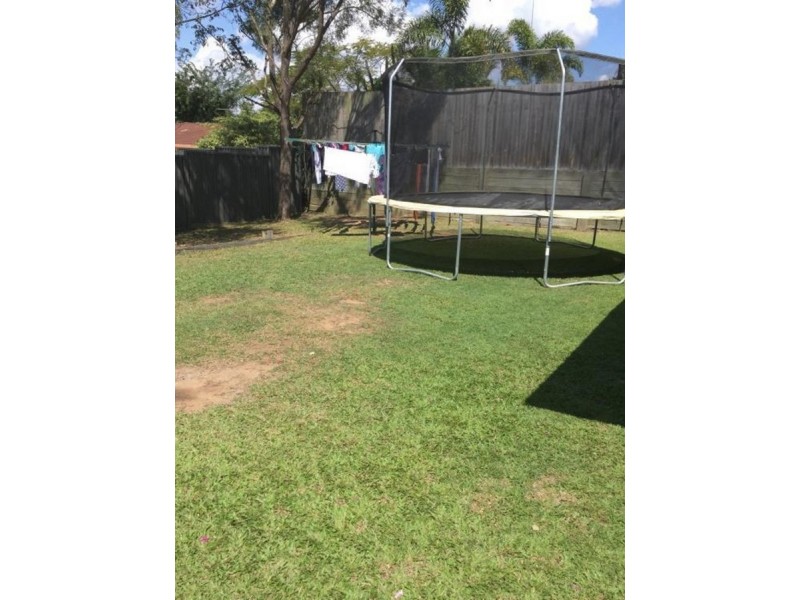 18 Chowchilla Street, Albany Creek QLD 4035