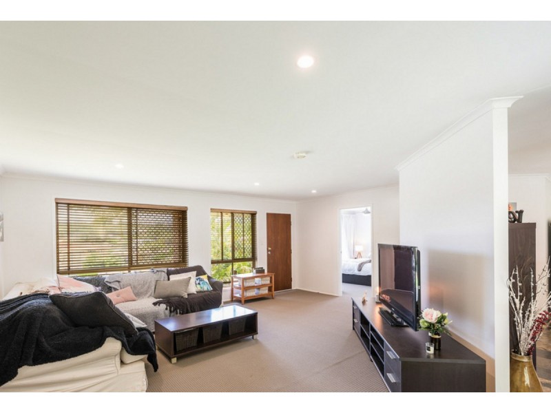 11 Selleck Close, Mcdowall QLD 4053