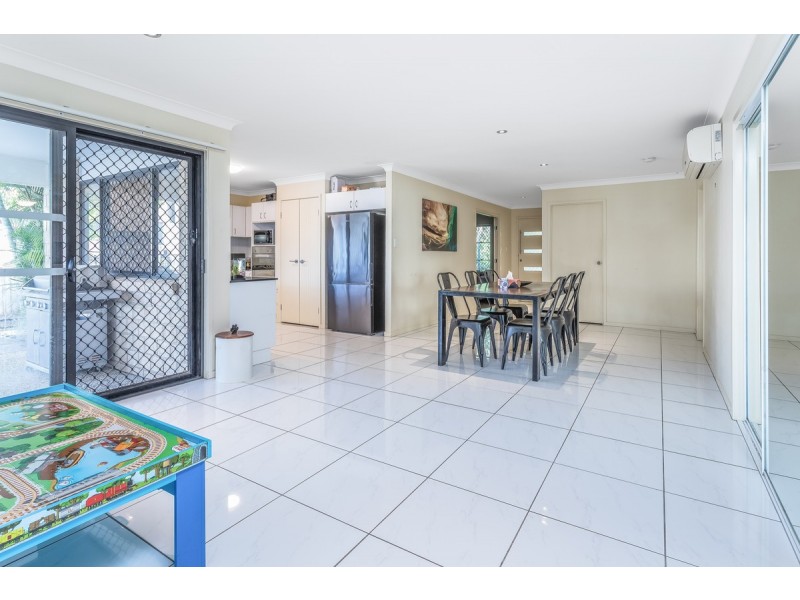 28 Pressland Street, Carseldine QLD 4034