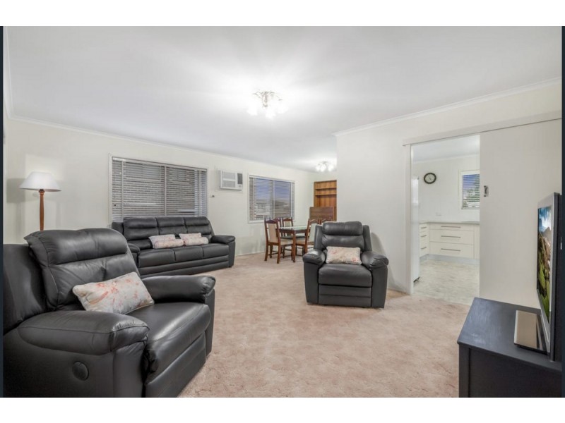 230 Randall Road, Wynnum West QLD 4178