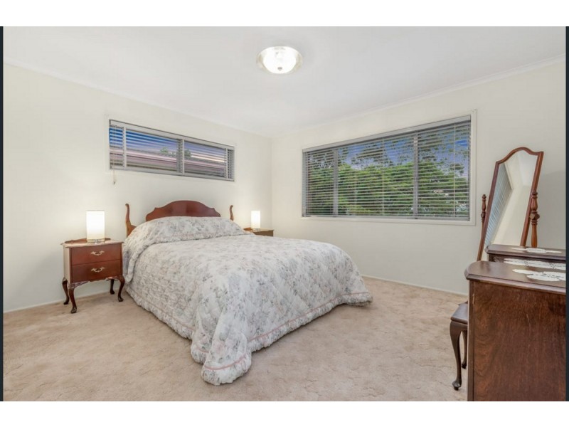 230 Randall Road, Wynnum West QLD 4178