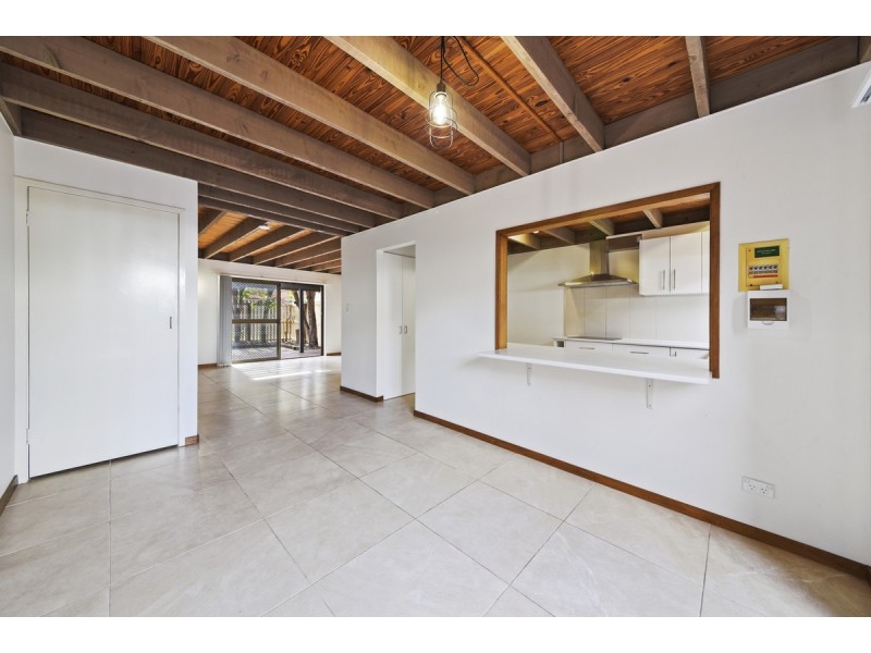 2/11 Balcara Avenue, Carseldine QLD 4034