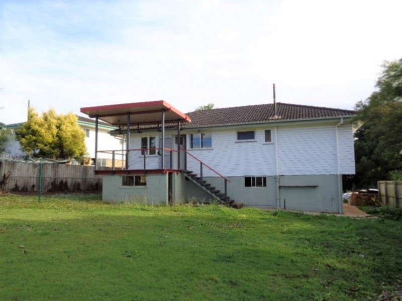 12 Lachlan Street, Nudgee QLD 4014