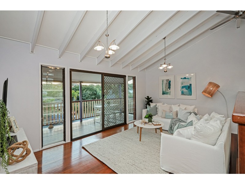 7 Leckmy Street, Ferny Grove QLD 4055