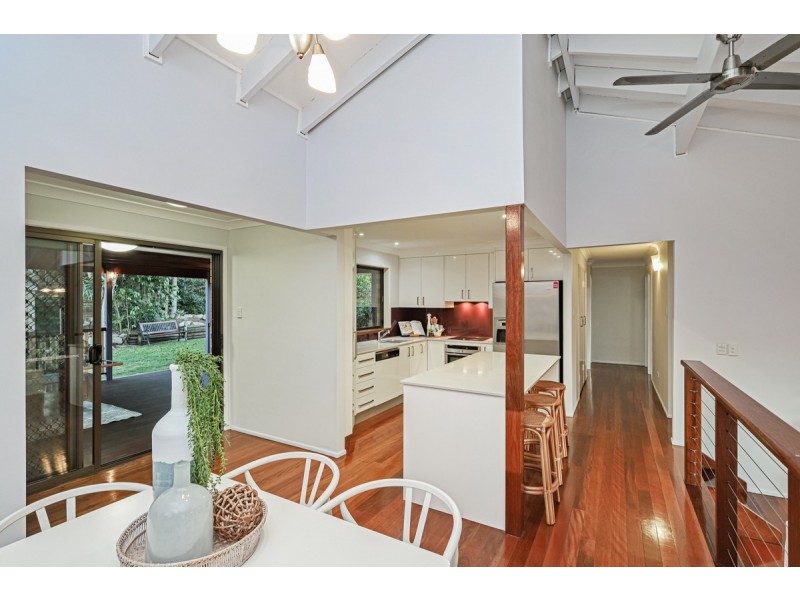 7 Leckmy Street, Ferny Grove QLD 4055