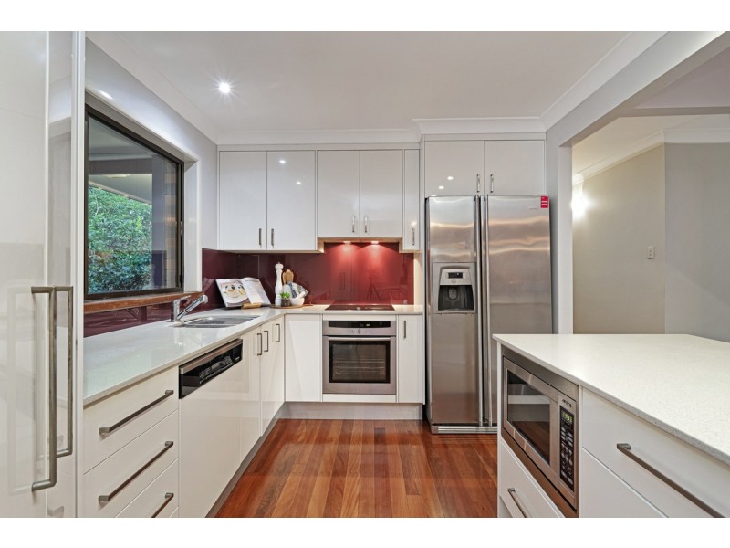 7 Leckmy Street, Ferny Grove QLD 4055