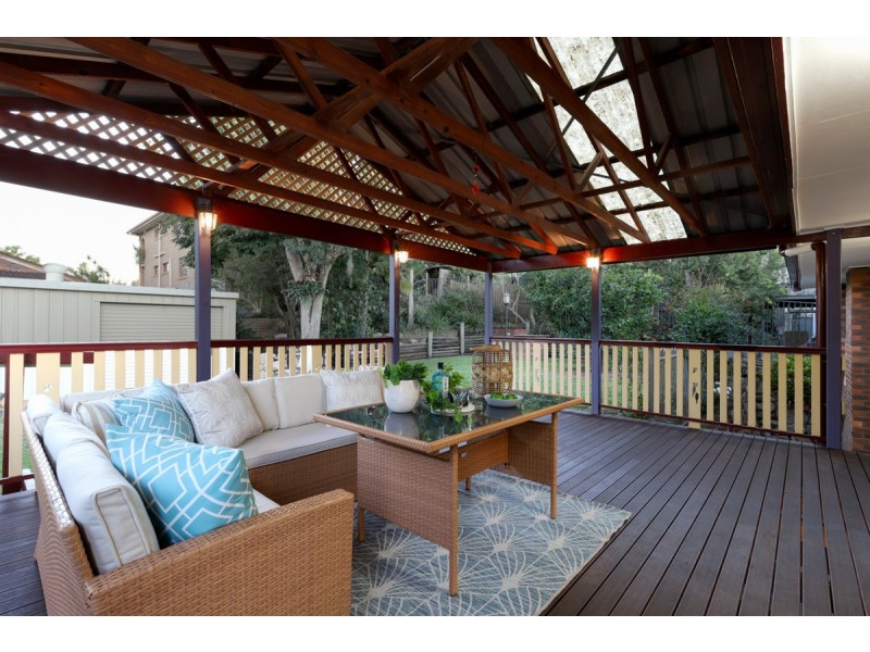 7 Leckmy Street, Ferny Grove QLD 4055