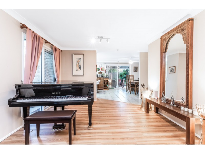 23 Azalea Crescent, Fitzgibbon QLD 4018