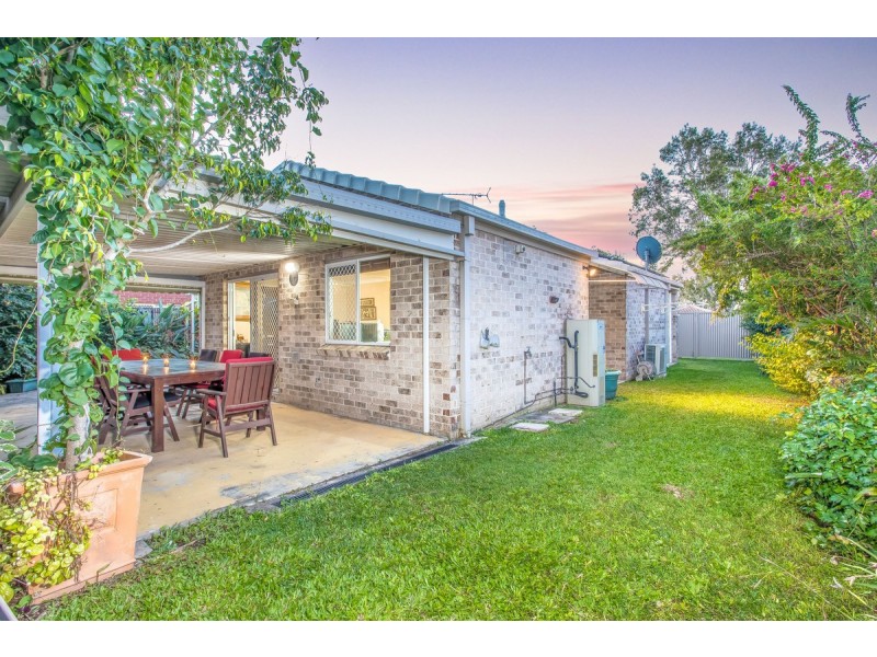 23 Azalea Crescent, Fitzgibbon QLD 4018