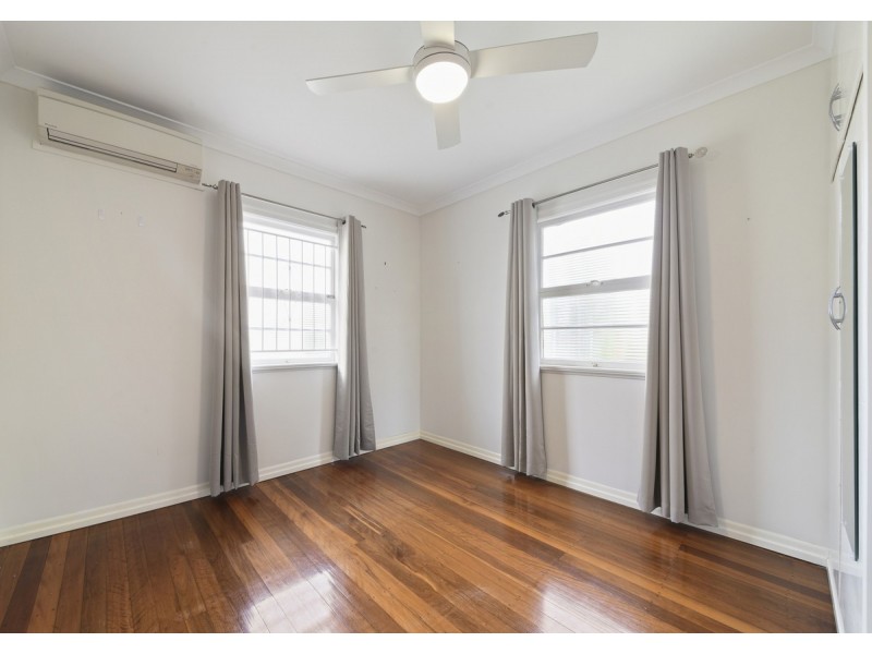 19 Fontayne Street, Aspley QLD 4034