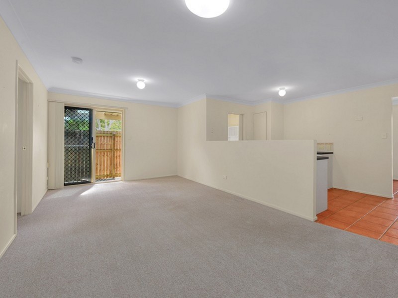 2/53 Lilly Pilly Crescent, Fitzgibbon QLD 4018