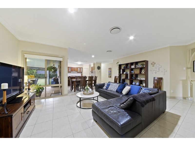 10 Ridley Road, Bridgeman Downs QLD 4035