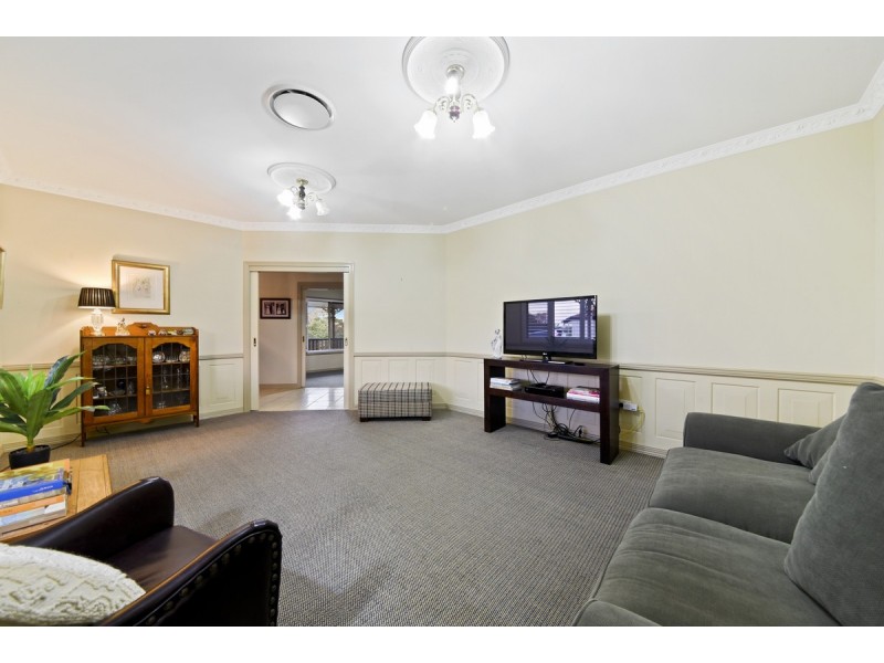 10 Ridley Road, Bridgeman Downs QLD 4035