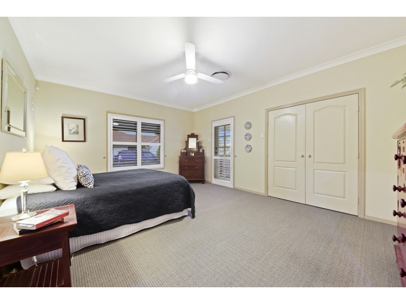 10 Ridley Road, Bridgeman Downs QLD 4035