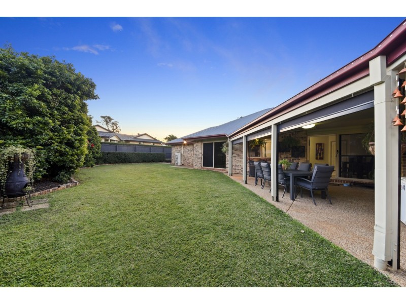 10 Ridley Road, Bridgeman Downs QLD 4035