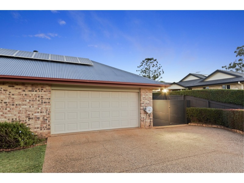 10 Ridley Road, Bridgeman Downs QLD 4035