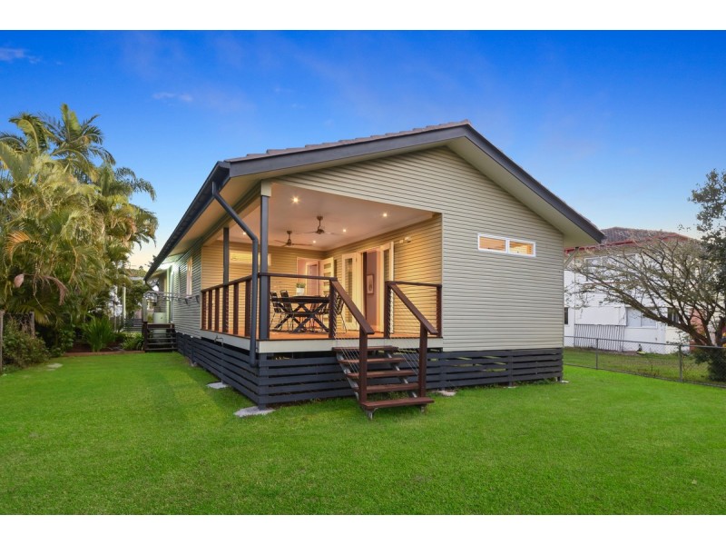 16 Caronga Street, Wavell Heights QLD 4012