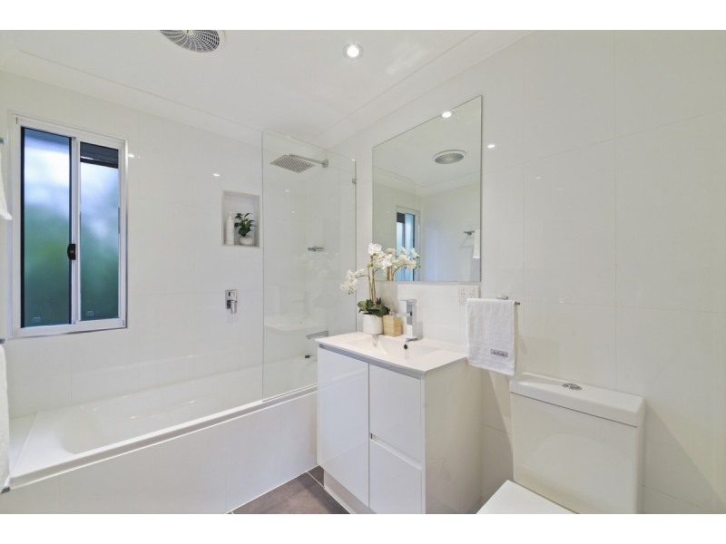 16 Caronga Street, Wavell Heights QLD 4012