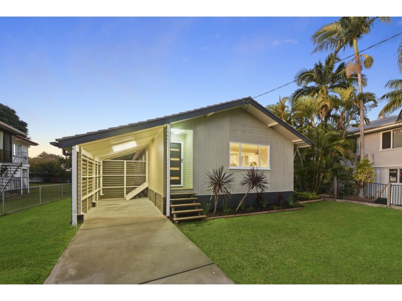 16 Caronga Street, Wavell Heights QLD 4012