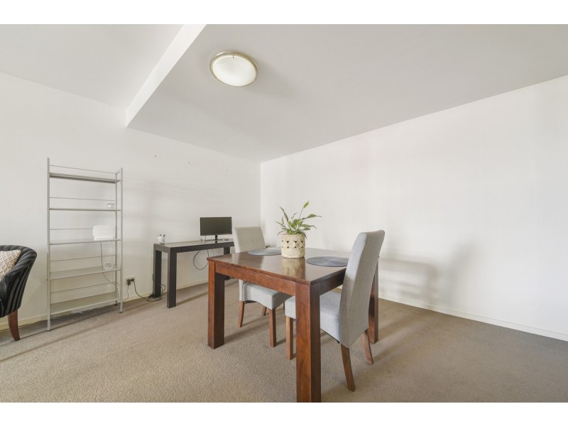 27/23 Playfield Street, Chermside QLD 4032