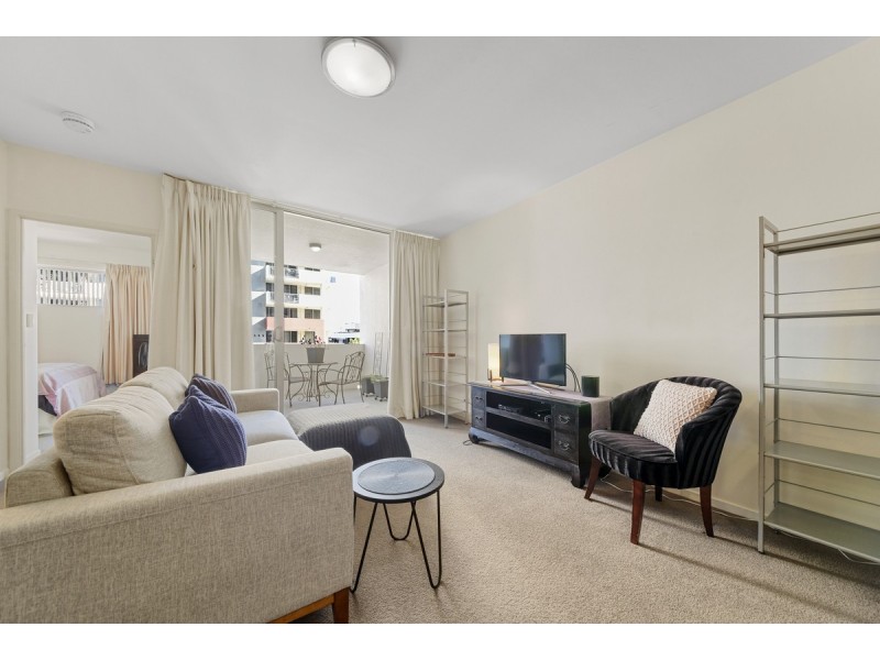 27/23 Playfield Street, Chermside QLD 4032